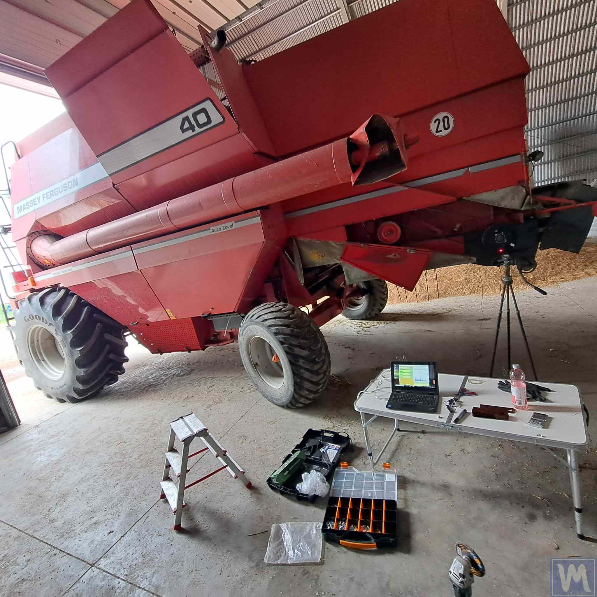 Veldbalancering van een Massey Ferguson maaidorserrotor met Vibromera-apparatuur